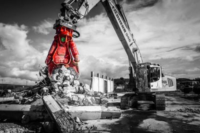 ROTAR GRABS PROVE POPULAR FOR RECYCLING AND DEMOLITION FIRM