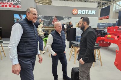 Gemeinsam weit über 100 Jahre Branchenerfahrung